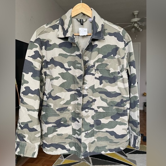 New with tag army print jeans jacket - Picture 1 of 8